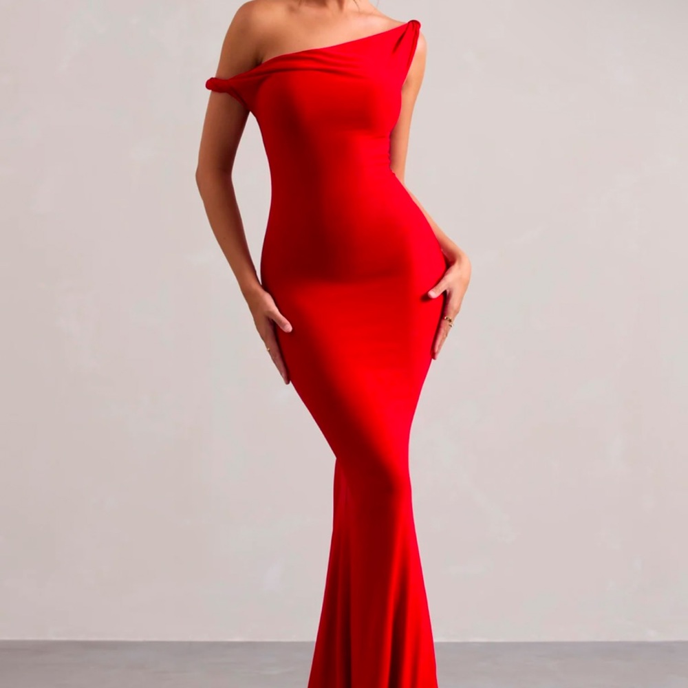 Club L London | Red Twisted Asymmetric Maxi Dress